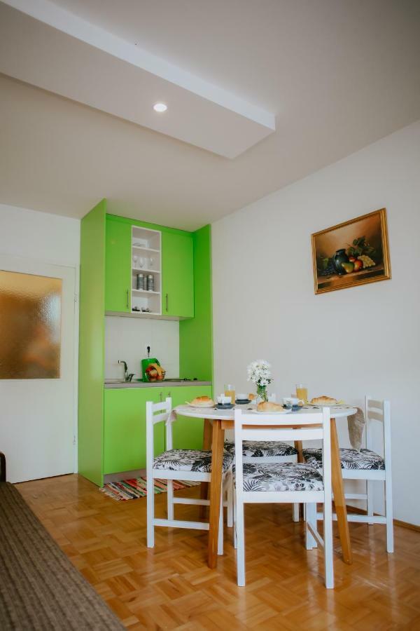 Petros Apartmani Vukovar Exterior photo