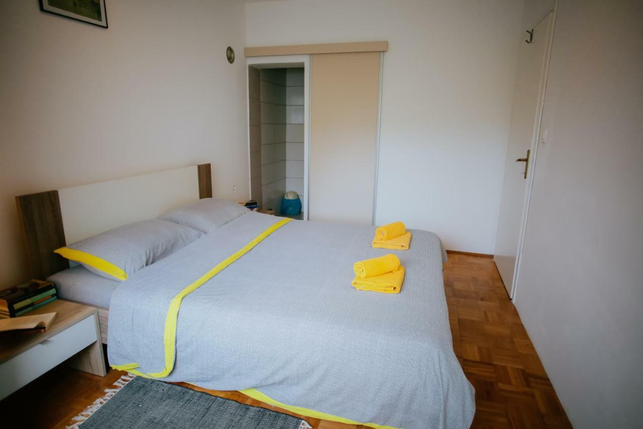 Petros Apartmani Vukovar Exterior photo