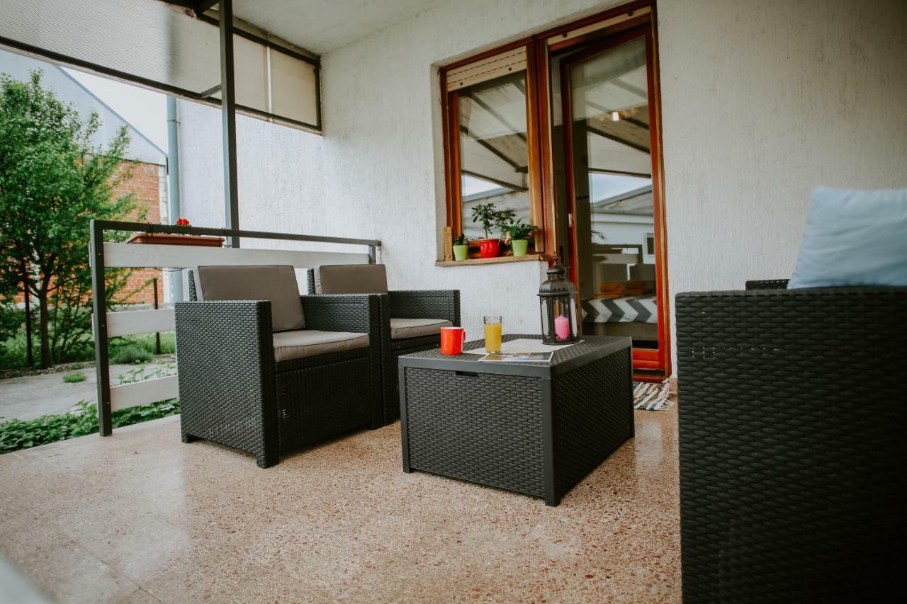 Petros Apartmani Vukovar Exterior photo