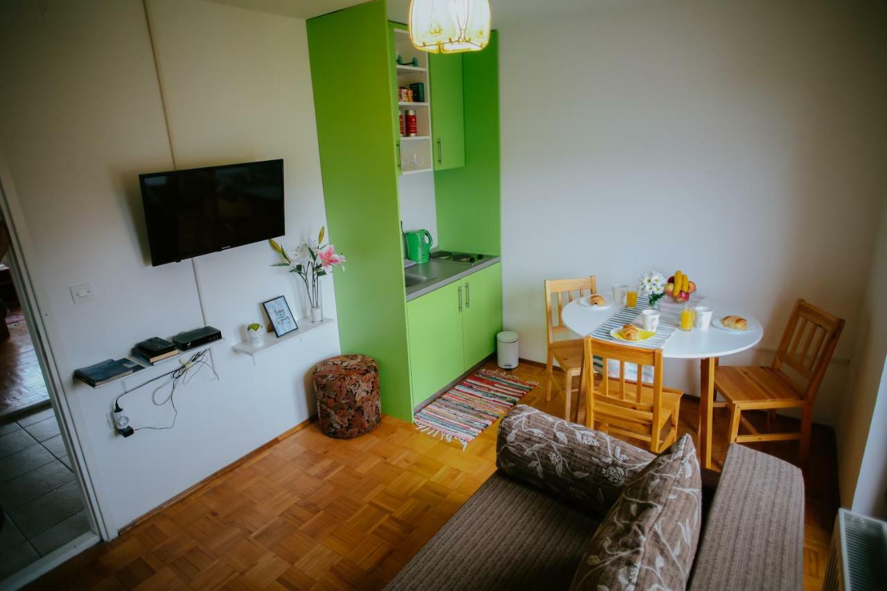 Petros Apartmani Vukovar Exterior photo