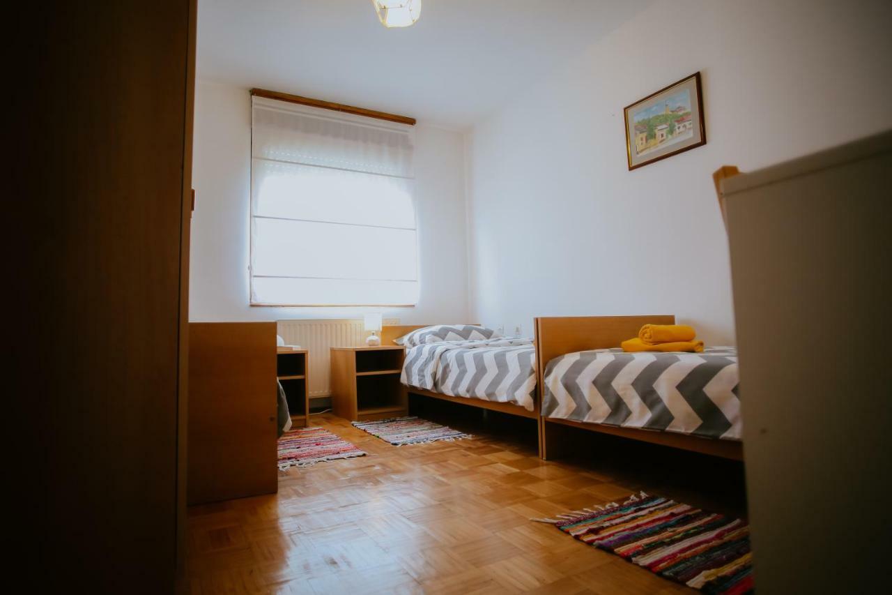 Petros Apartmani Vukovar Exterior photo