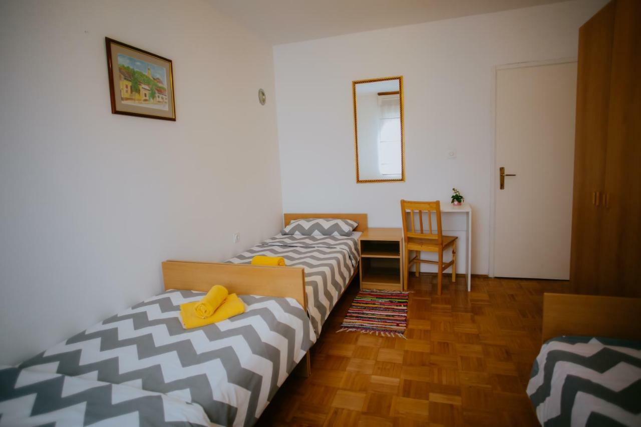 Petros Apartmani Vukovar Exterior photo