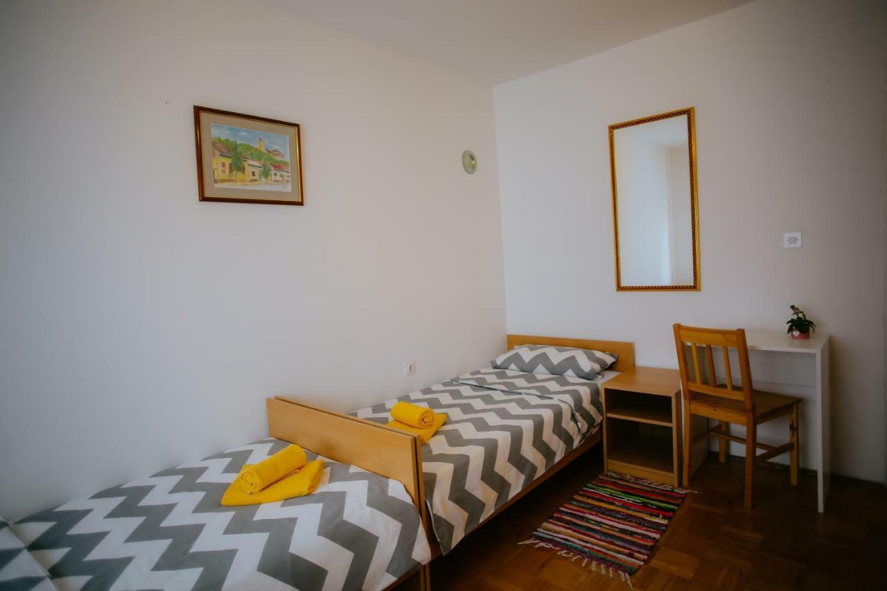 Petros Apartmani Vukovar Exterior photo