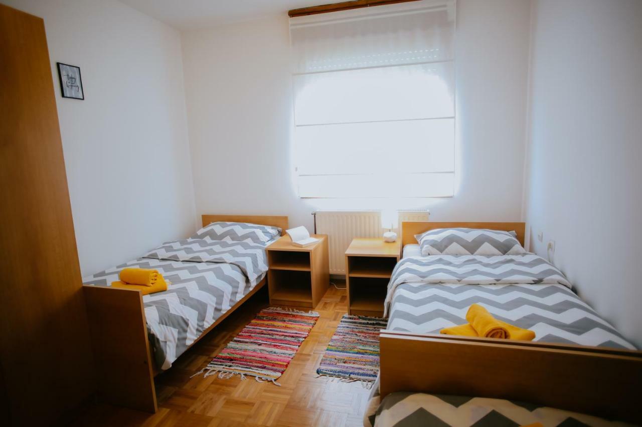 Petros Apartmani Vukovar Exterior photo