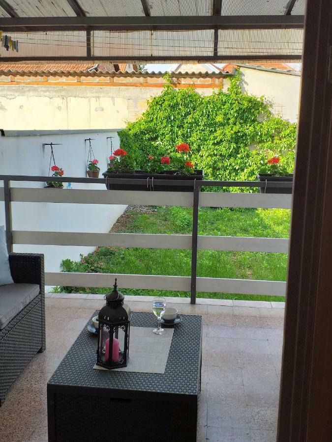 Petros Apartmani Vukovar Exterior photo